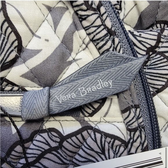 NWT! Vera Bradley Essential Compact Backpack - Picture 9 of 10
